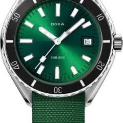 DOXA SUB 799.10.131.26-N