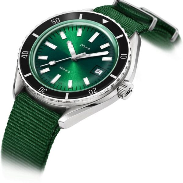 Zegarek męski DOXA SUB SUB 200 Sea Emerald 799.10.131.26-N