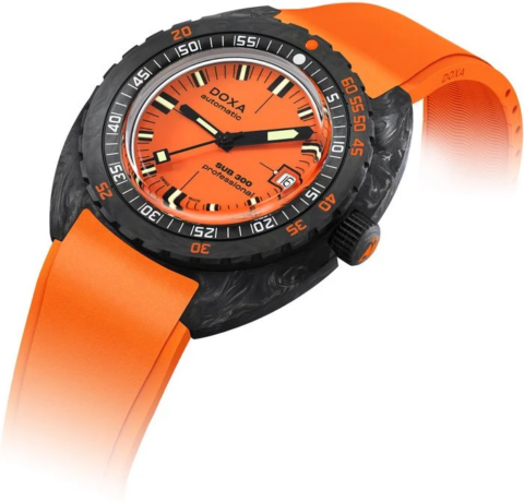 Zegarek męski DOXA SUB SUB 300 Carbon Professional 822.70.351.21