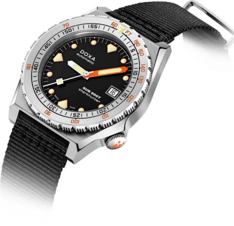 Zegarek męski DOXA SUB SUB 600T Sharkhunter 862.10.101.20-N