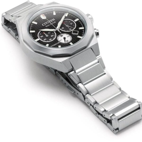 Zegarek męski Citizen Super Titanium Zenshin Senkei CA4690-51E